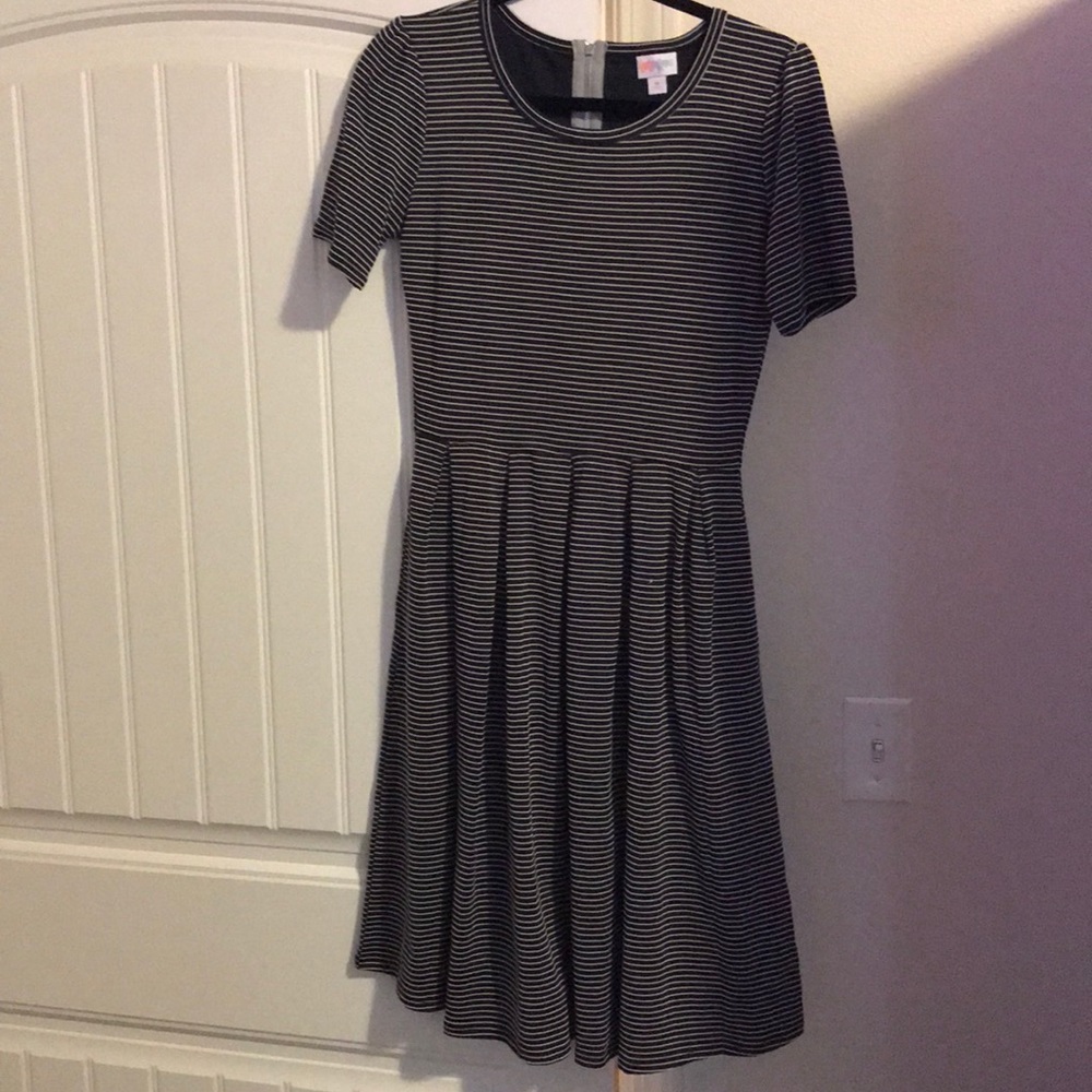 Lularoe Amelia dress